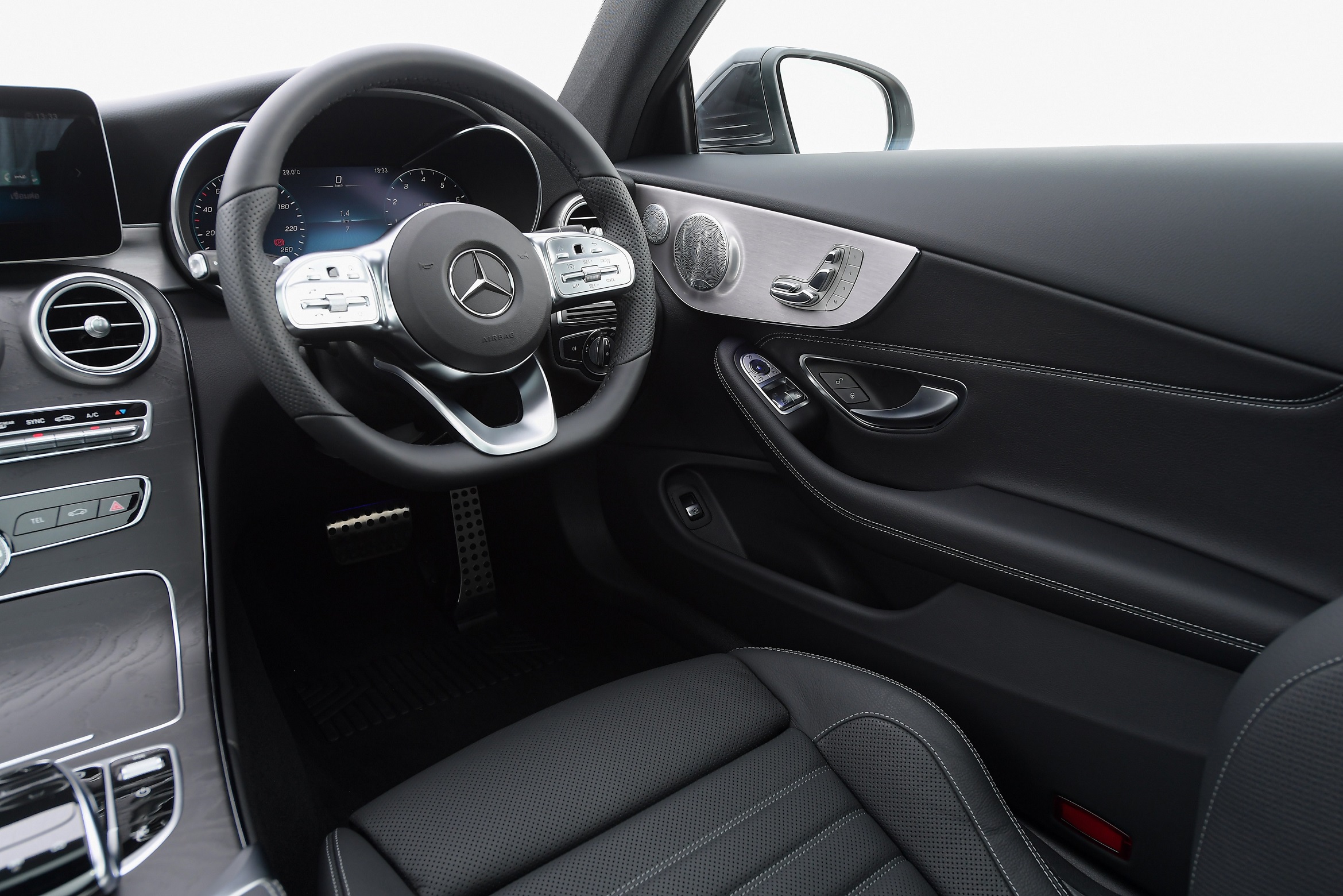 รูปภาพ เมอร์เซเดส-เบนซ์ Mercedes-benz C-Class C 200 Coupe AMG Dynamic ปี 2020