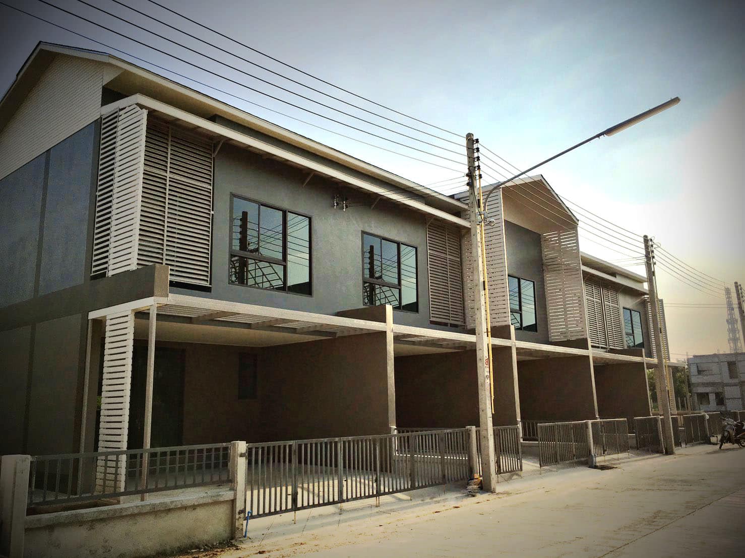 รูปภาพ เอลิสต์ บ้านโพธิ์ (Alist Banpho)