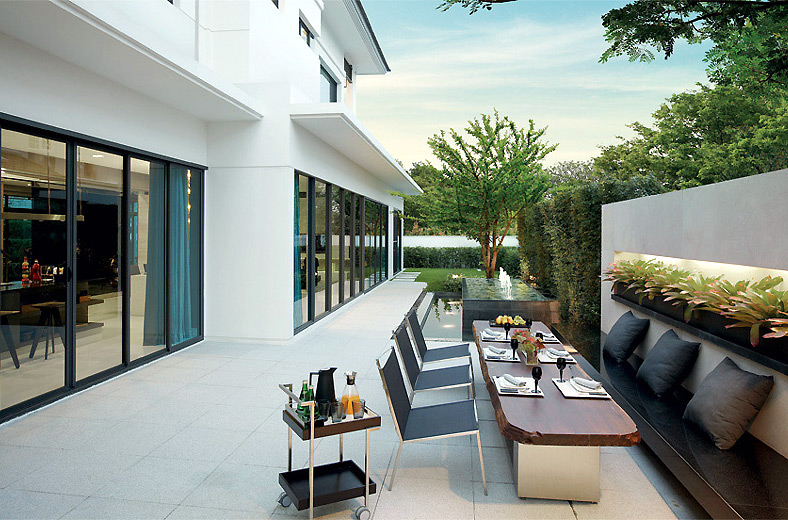 รูปภาพ ลดาวัลย์ เกษตร-นวมินทร์ (Ladawan Kaset-Nawamin)