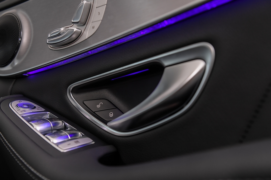 รูปภาพ เมอร์เซเดส-เบนซ์ Mercedes-benz C-Class C 300 e AMG Dynamic ปี 2020