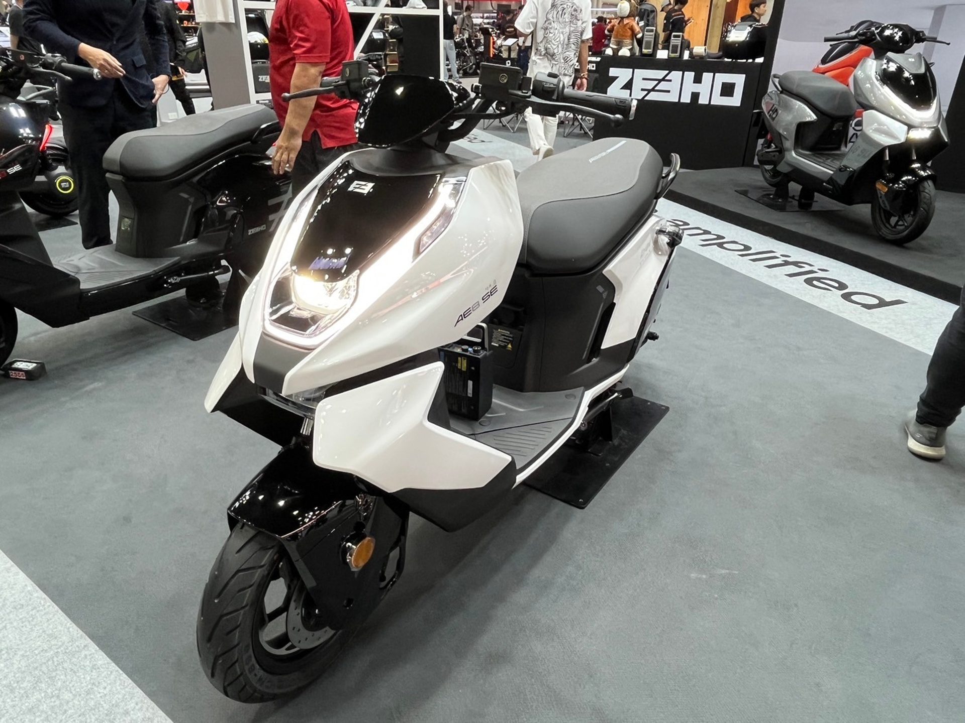 รูปภาพ ซีโฮ่ ZEEHO AE AE4 ปี 2024