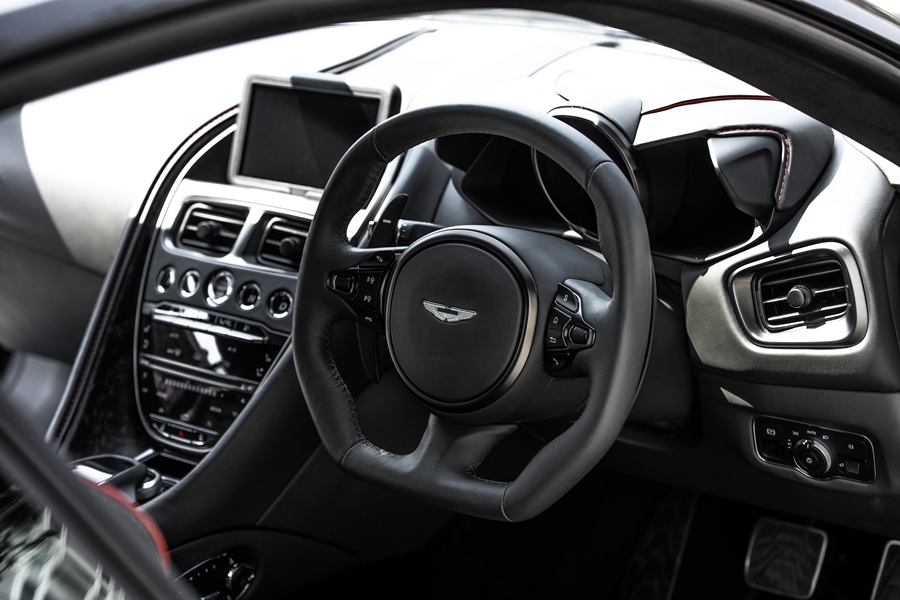 รูปภาพ แอสตัน มาร์ติน Aston Martin DBS Superleggera Coupe ปี 2021