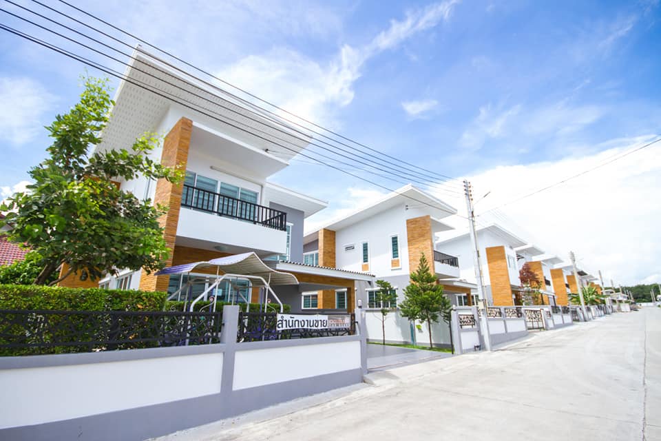 รูปภาพ เดอะ ซีน (The Scene)