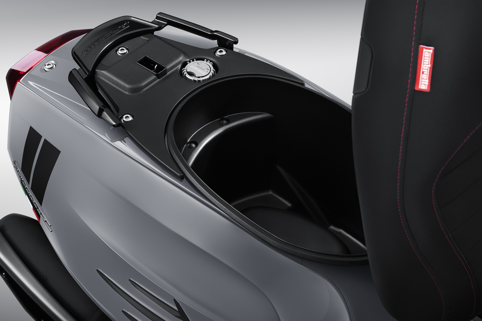 รูปภาพ แลมเบรตต้า Lambretta V 200 GP ปี 2023