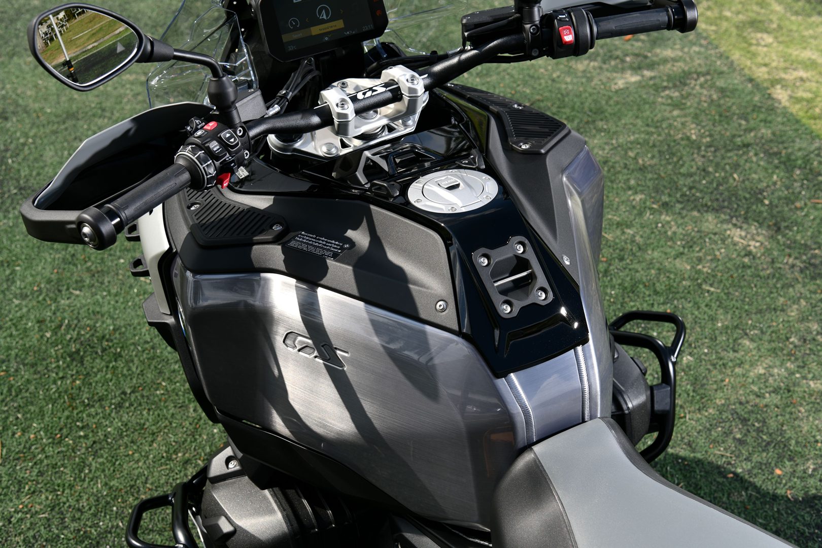 รูปภาพ บีเอ็มดับเบิลยู BMW R R 1300 GS Adventure GS Trophy ปี 2025