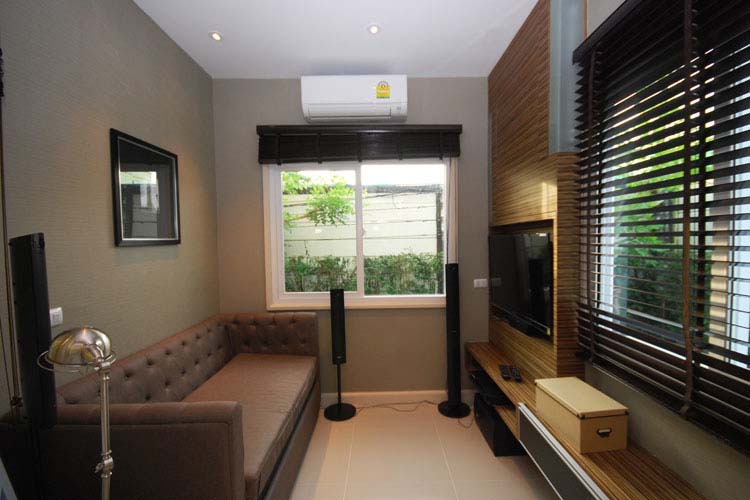 รูปภาพ กัสโต้ สาทร-ตากสิน (Gusto Sathorn Taksin)