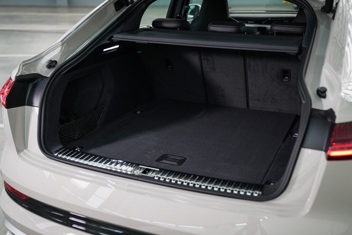 รูปภาพ อาวดี้ Audi e-tron Sportback 55 quattro S line ปี 2020