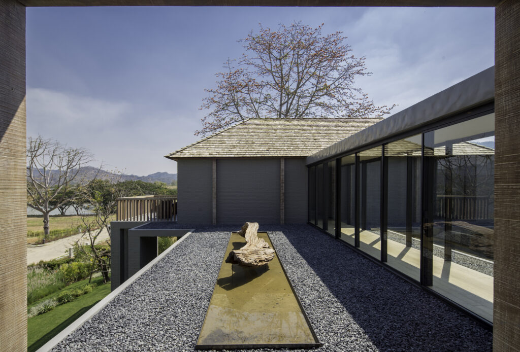 รูปภาพ ภิรมย์ แอท วินยาร์ด (Pirom at Vineyard)