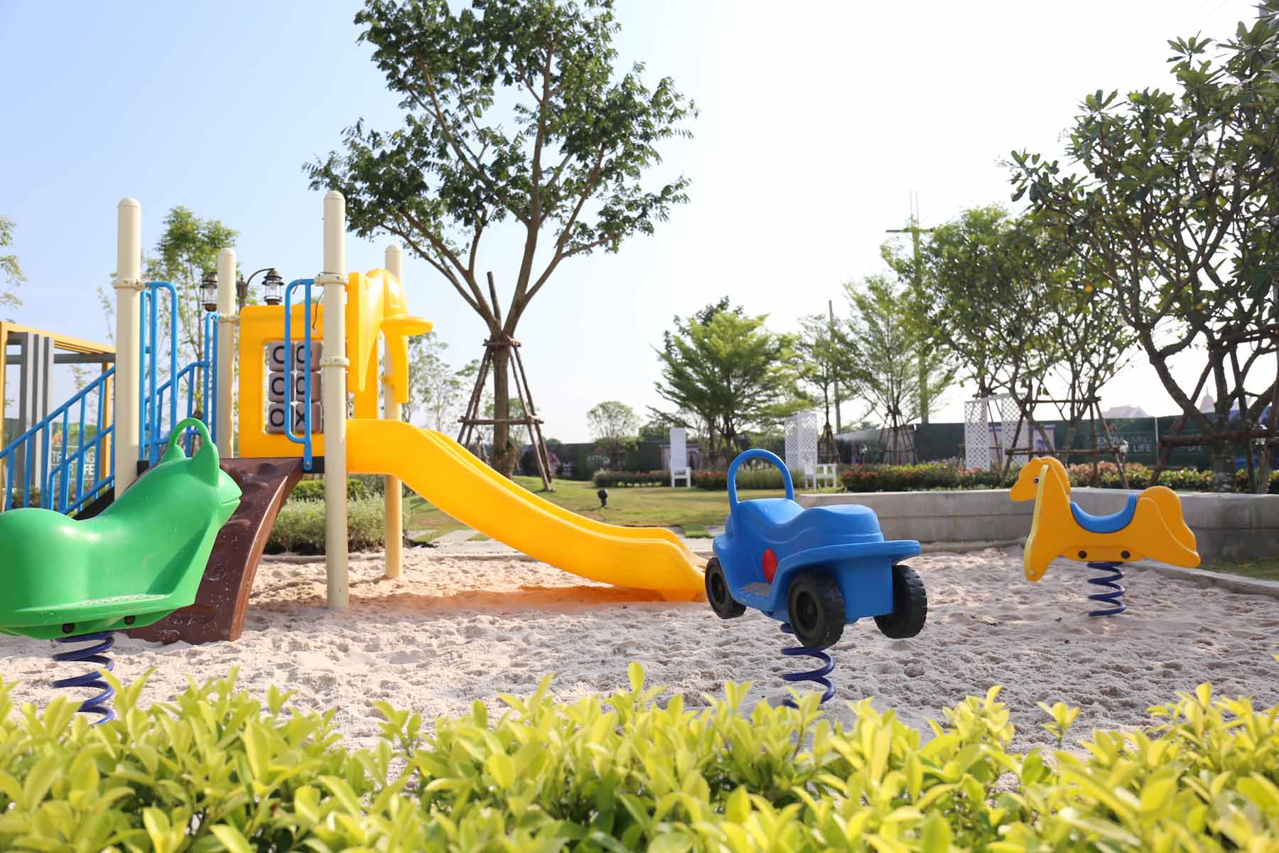 รูปภาพ โกลเด้น ทาวน์ ศรีนครินทร์-สุขุมวิท (Golden Town Srinakarin - Sukhumvit)