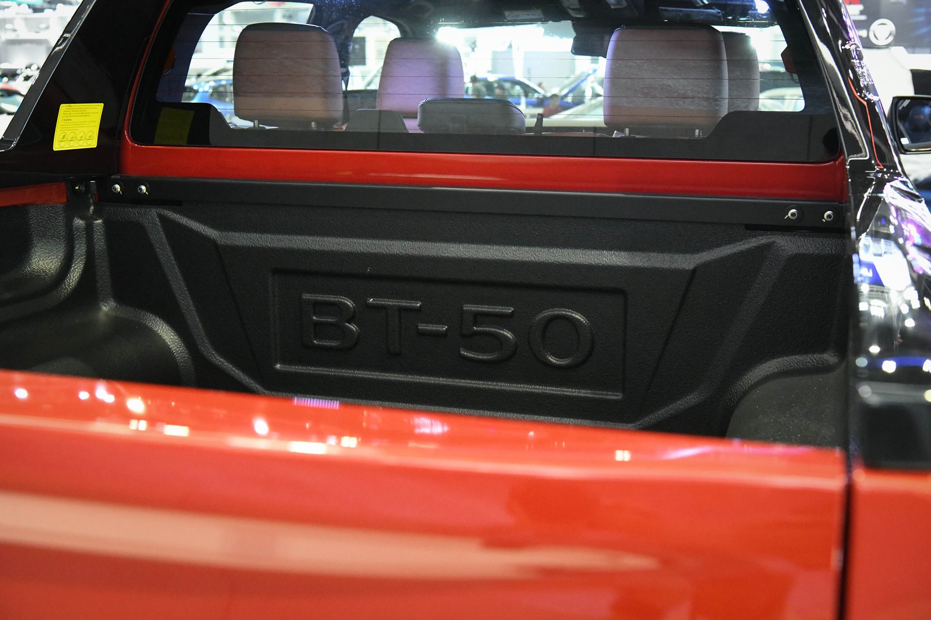 รูปภาพ มาสด้า Mazda BT-50 DBL 3.0 XTR 4X4 6AT ปี 2024