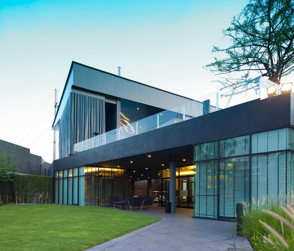 รูปภาพ เนอวานา บียอนด์ พระราม 2 (Nirvana Beyond Rama 2)