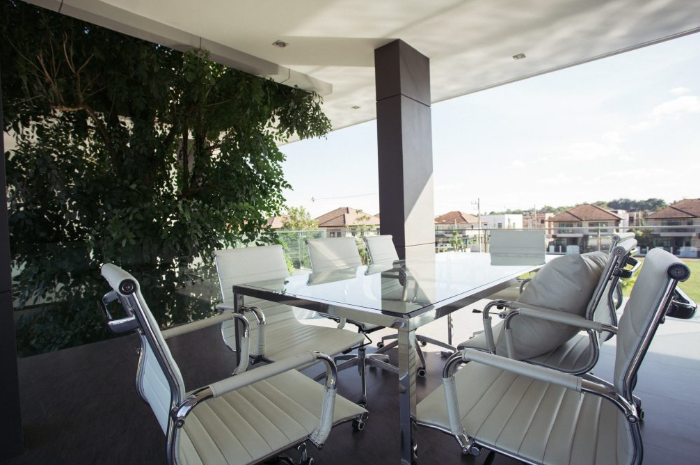 รูปภาพ ภูวารี คอนเน็คติง (Phuvaree Connecting)