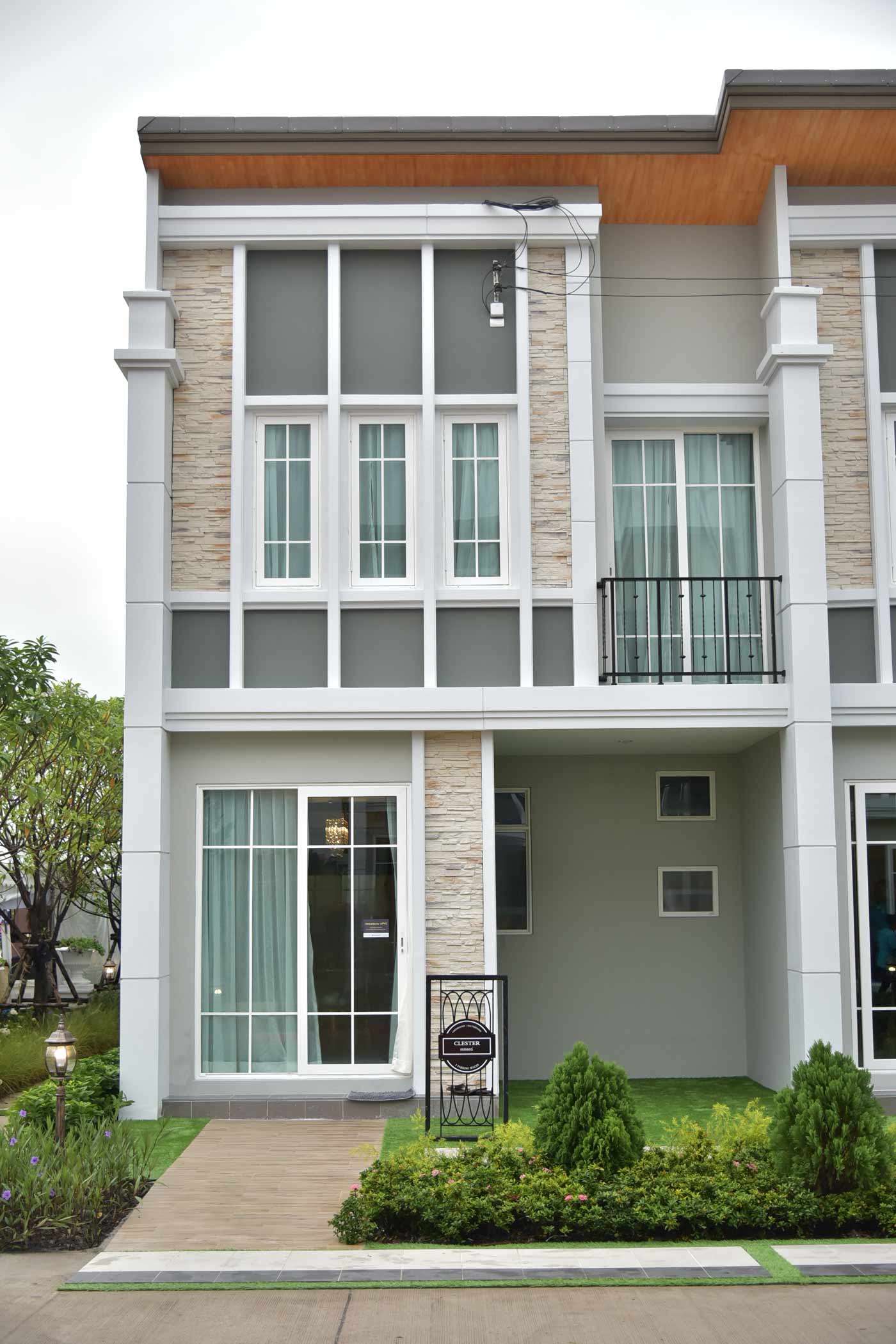 รูปภาพ โกลเด้น ทาวน์ พหลโยธิน - สะพานใหม่ (Golden Town Phahonyothin - Sapanmai)