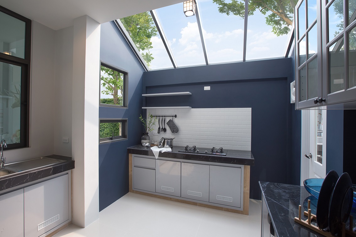 รูปภาพ ลัดดารมย์ ติวานนท์ (Laddarom Tiwanon)