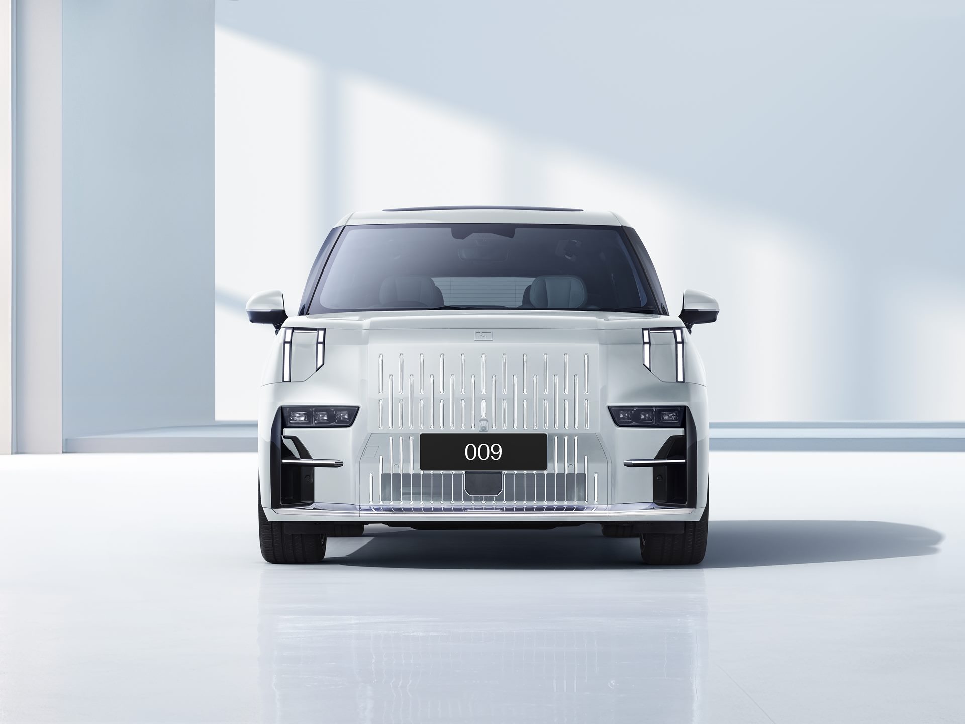 รูปภาพ ซีเคอร์ Zeekr 009 Flagship AWD ปี 2024