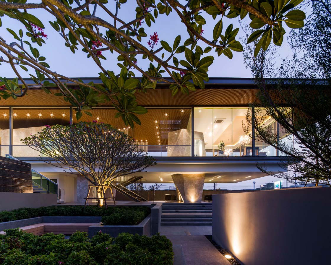 รูปภาพ อัลพีน่า ปิ่นเกล้า (Alpina Pinklao)