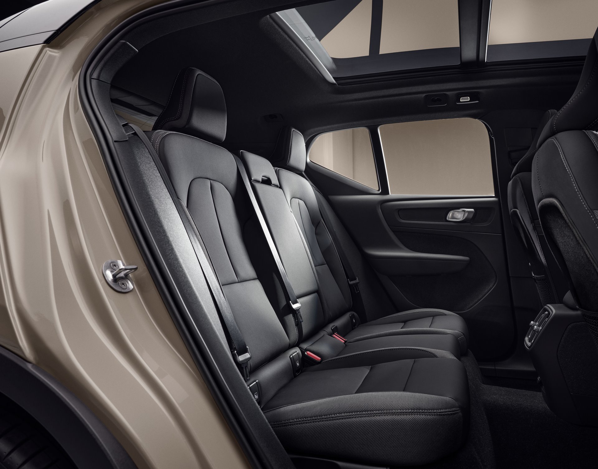 รูปภาพ วอลโว่ Volvo EX40 Ultra – Single Motor ปี 2024