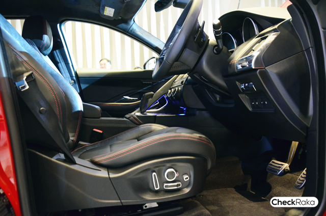 รูปภาพ จากัวร์ Jaguar E-Pace S 150PS ปี 2018