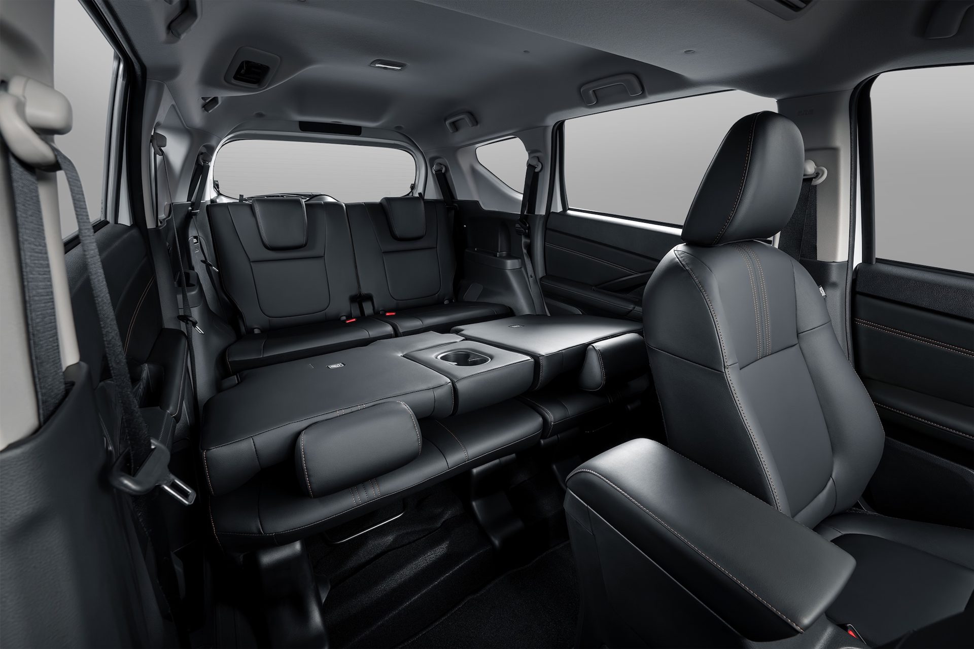 รูปภาพ มิตซูบิชิ Mitsubishi Xpander HEV ปี 2025