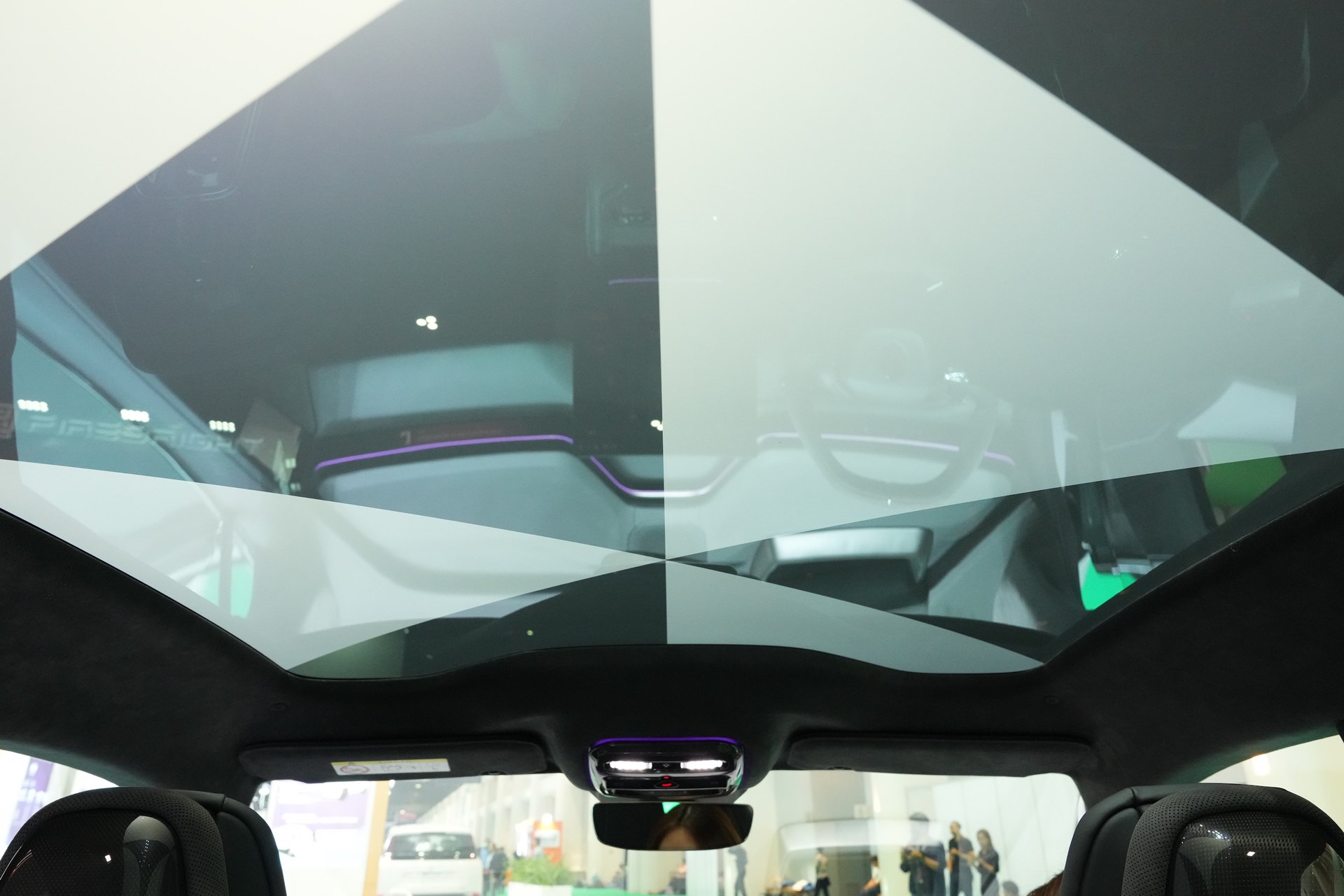 รูปภาพ โลตัส Lotus Emeya S ปี 2024