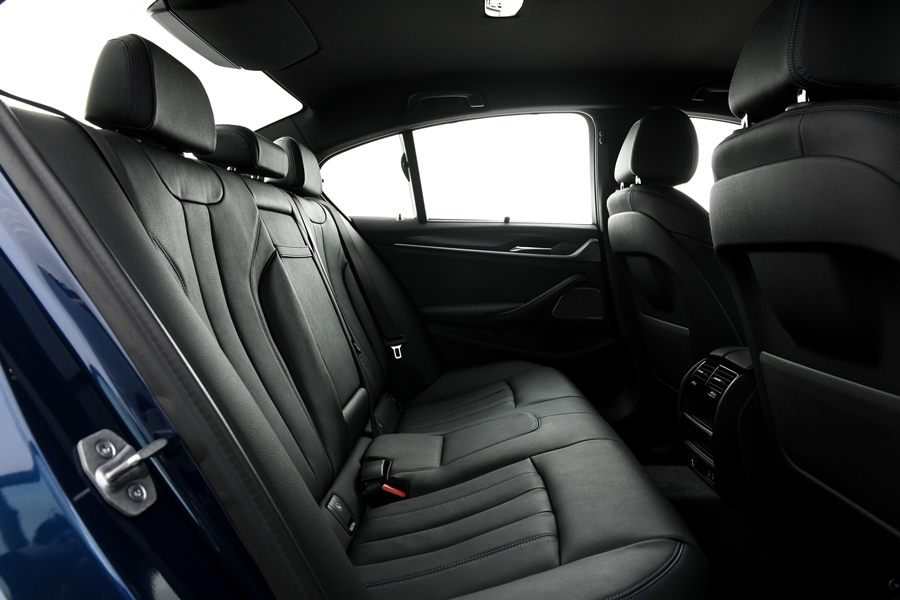 รูปภาพ บีเอ็มดับเบิลยู BMW Series 5 520d M Sport ปี 2021