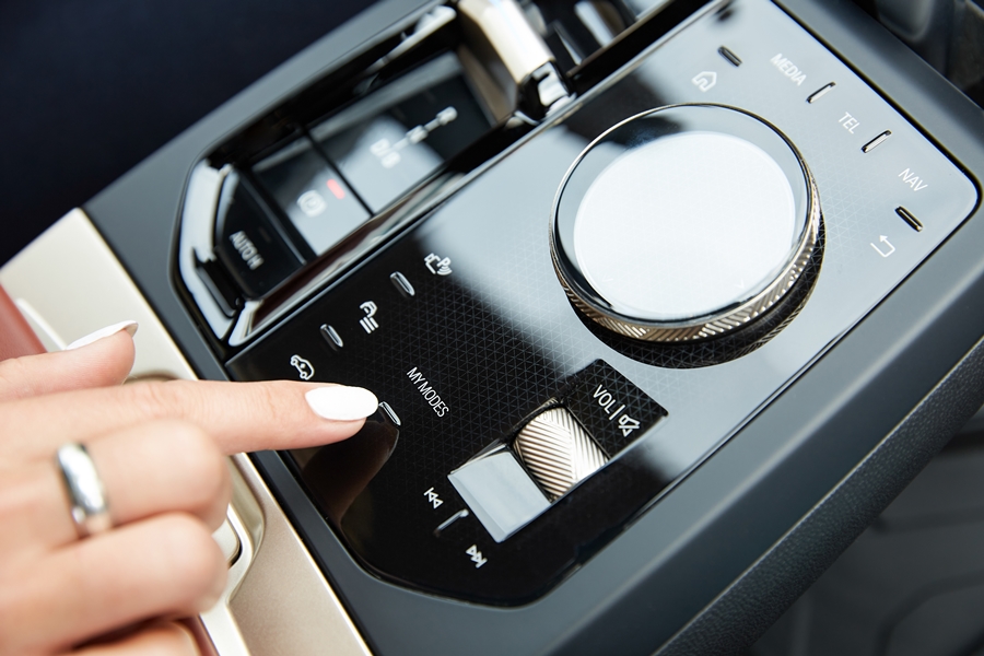 รูปภาพ บีเอ็มดับเบิลยู BMW i X xDrive50 Sport ปี 2022