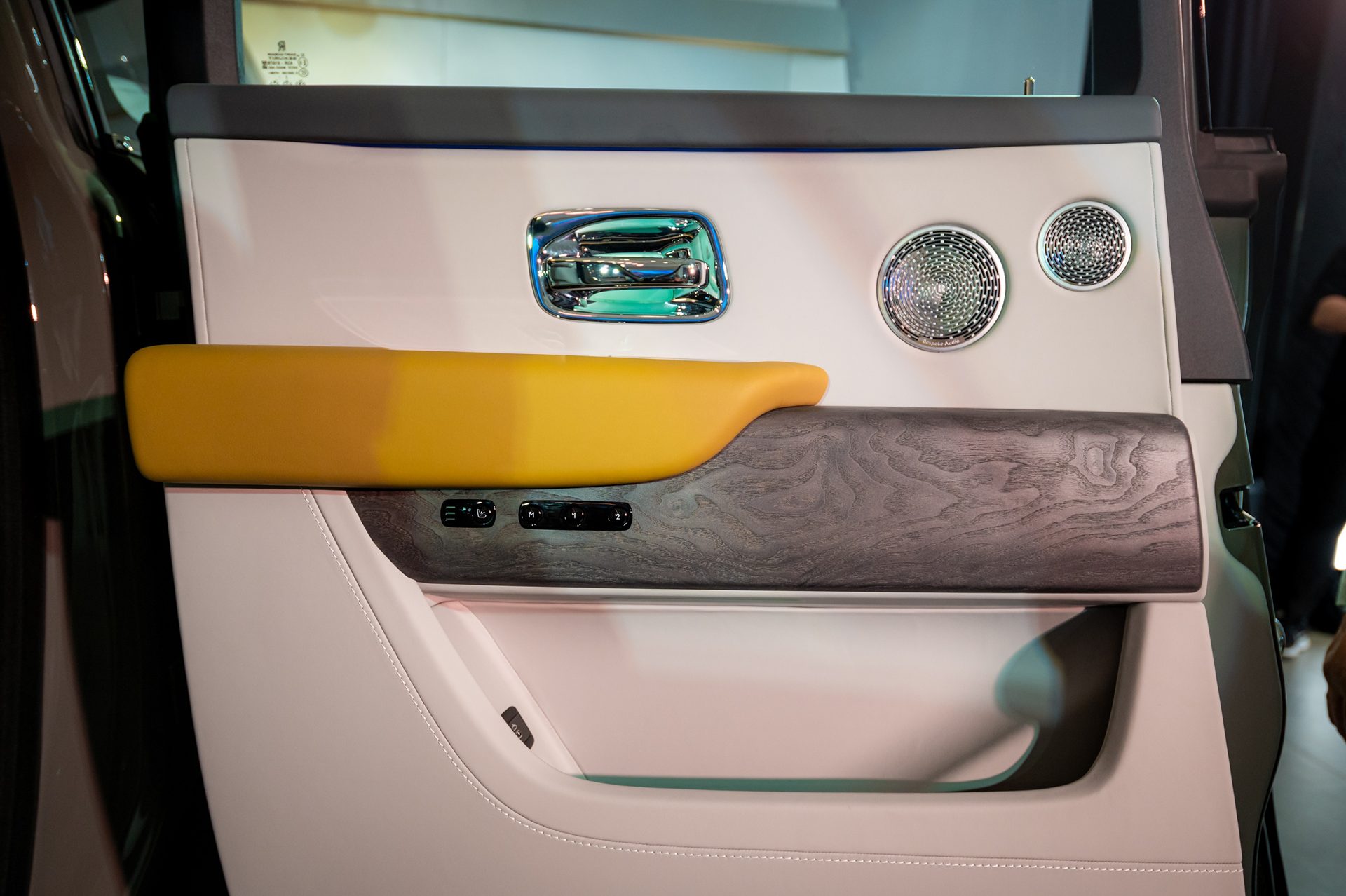 รูปภาพ โรลส์-รอยซ์ Rolls-Royce Cullinan Series II ปี 2024