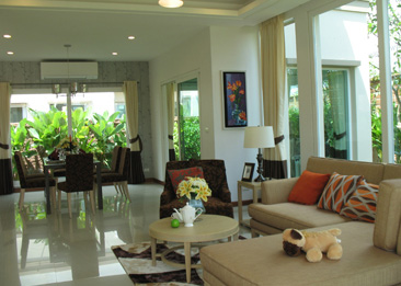 รูปภาพ วรารมย์ พรีเมี่ยม วัชรพล-จตุโชติ (Vararom Premium Watcharapol-Chatu Chot)