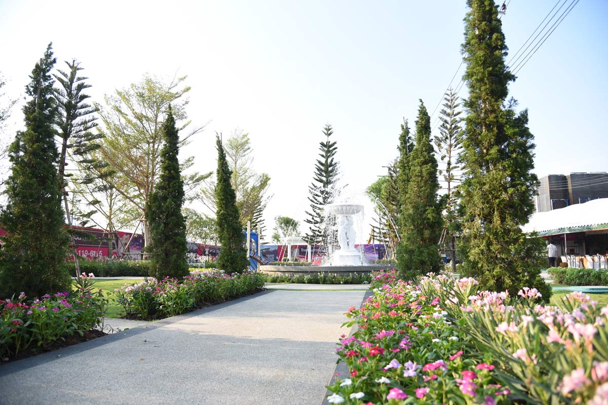 รูปภาพ โกลเด้น ทาวน์ สุขุมวิท-สถานีรถไฟฟ้าแบริ่ง (Golden Town Sukhumvit-Bearing Station)