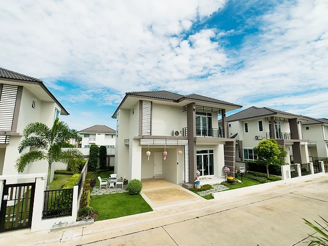 รูปภาพ ดิไอคอน 2 บ้านกล้วย (The Icon 2 Baan Kluai)