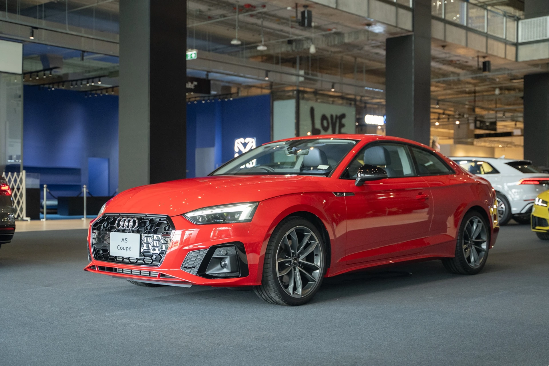 รูปภาพ อาวดี้ Audi A5 Coupé 40 TFSI S line edition one ปี 2024