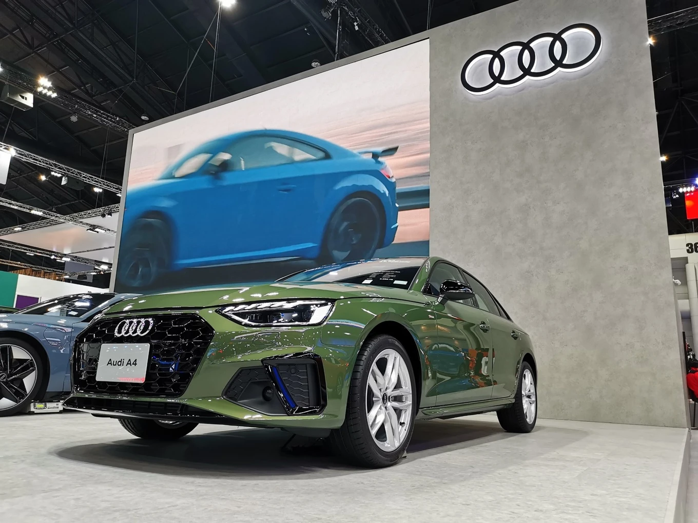 รูปภาพ อาวดี้ Audi A4 40 TFSI S line Icon Black ปี 2023