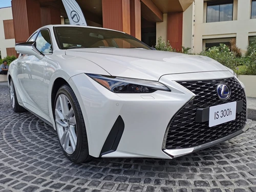 รูปภาพ เลกซัส Lexus IS 300h Luxury MY2020 ปี 2020