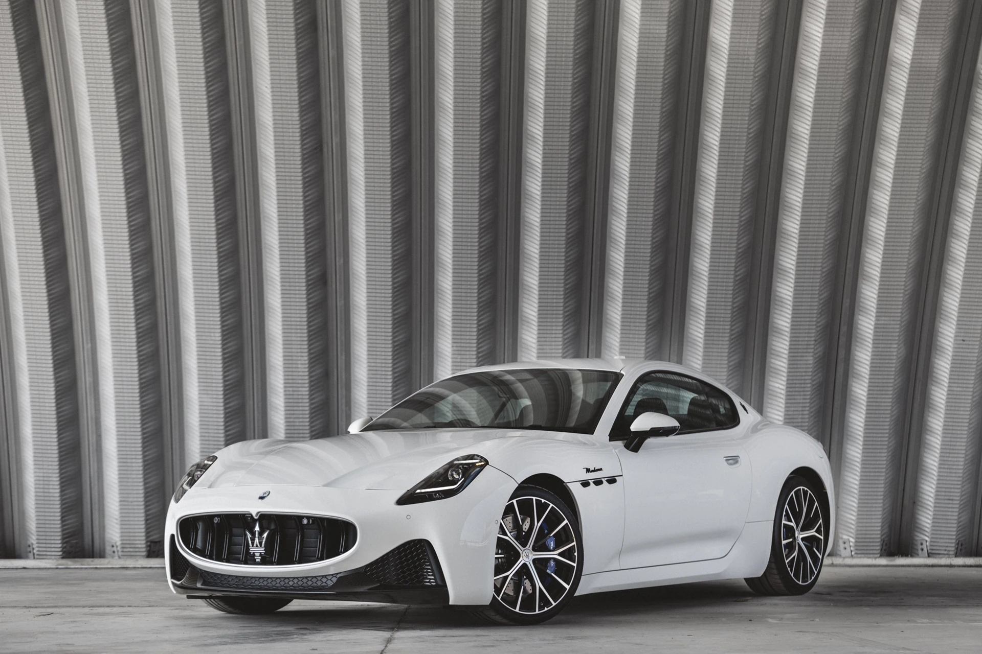 Maserati GranTurismo มาเซราติ แกรนทัวริสโม่