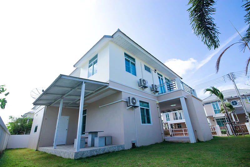 รูปภาพ ปุณธารีย์สวนตูล (Puntharee)