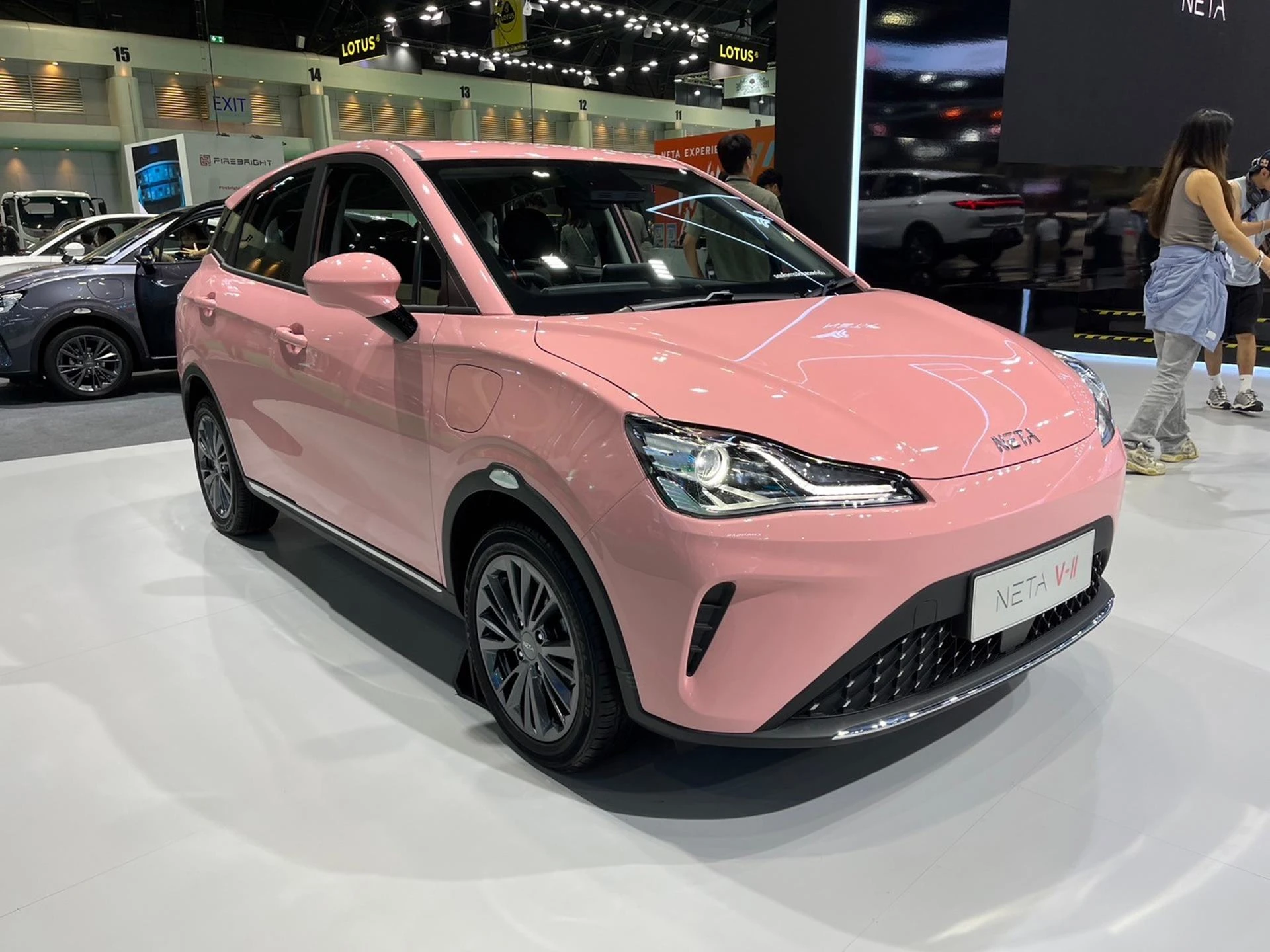 Neta V เนต้า Neta V เนต้า