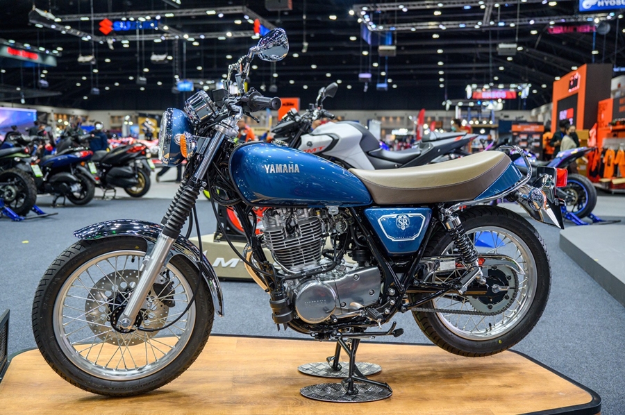 Yamaha SR400