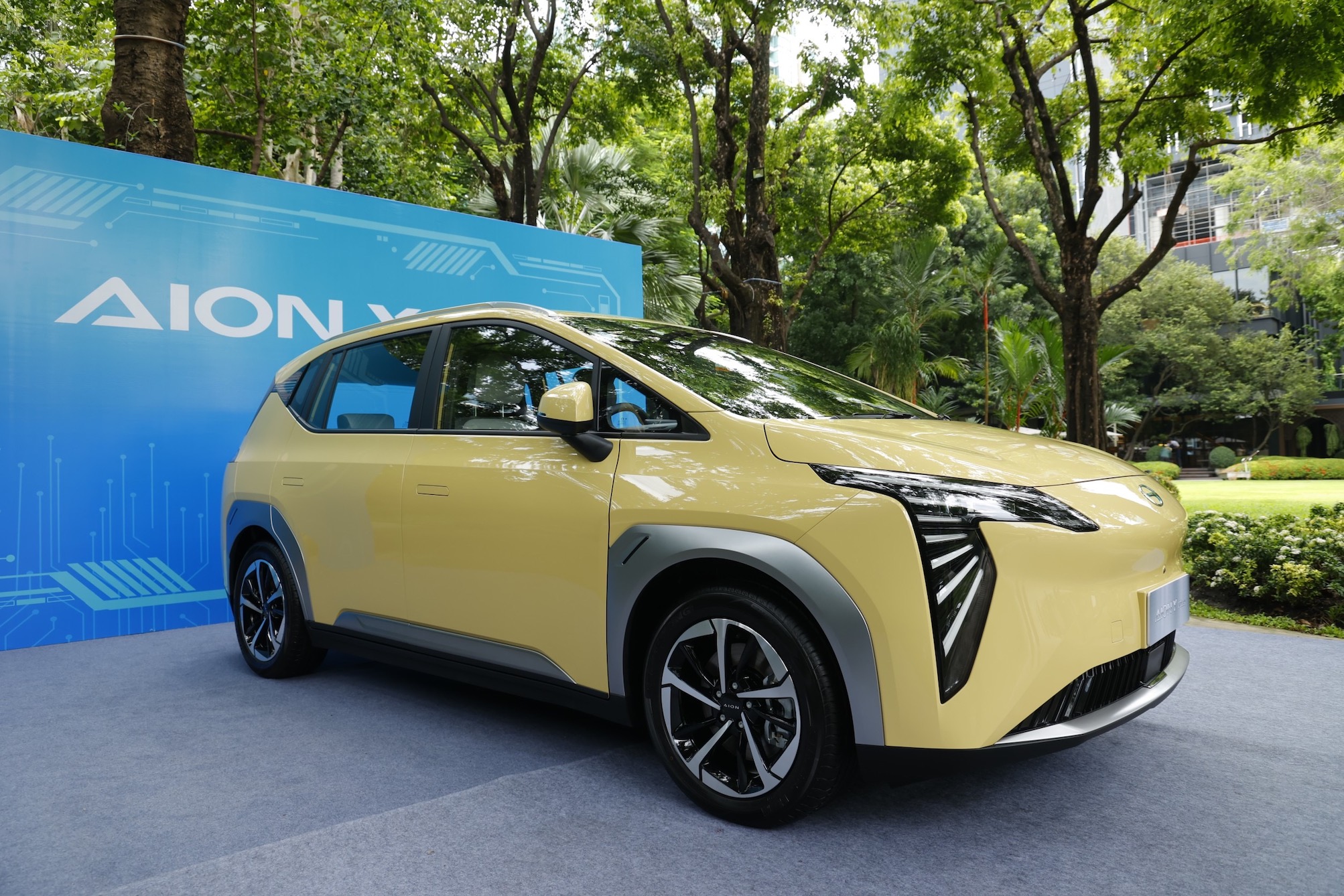 Aion Y Plus 490 Premium