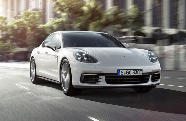 Porsche Panamera 4 E-Hybrid