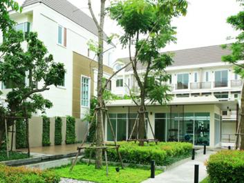 พรีเมียม เพลส เอกมัย-รามอินทรา - พรรุ่งเรือง พรอพเพอร์ตี้